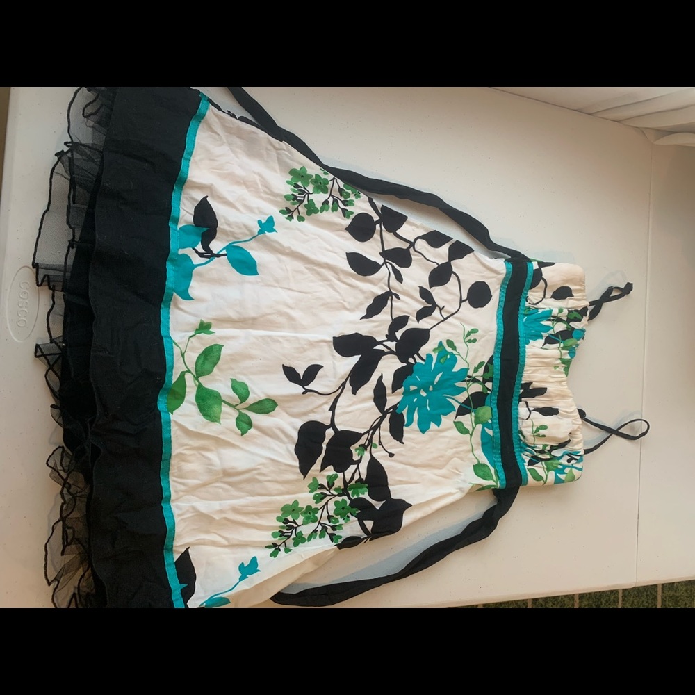 Speeckless floral dress. Size 3